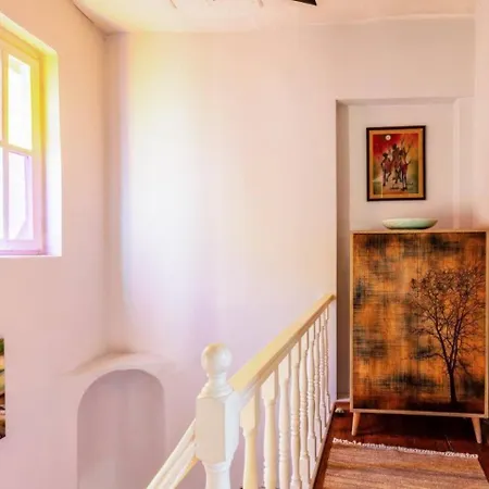 Ferienhaus Charming Bright Rustic 2bd2bath Balat Pad! #349 *