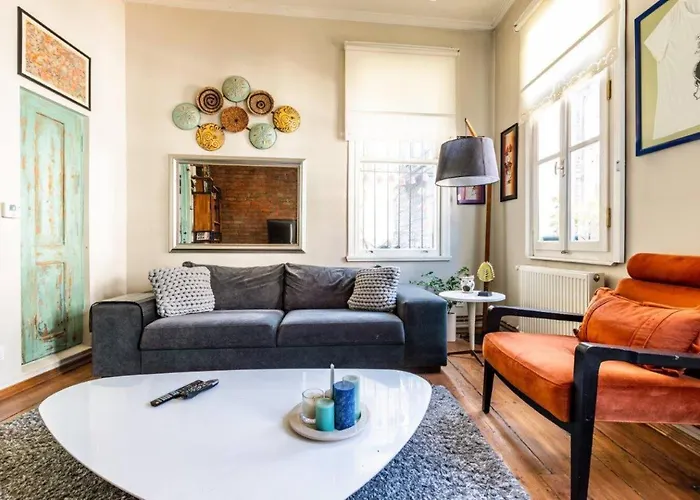 בית נופש Charming Bright Rustic 2bd2bath Balat Pad! #349 *