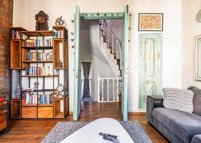 Casa vacanze Charming Bright Rustic 2bd2bath Balat Pad! #349