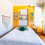 Charming Bright Rustic 2bd2bath Balat Pad! #349 بيت للعطل اسطنبول