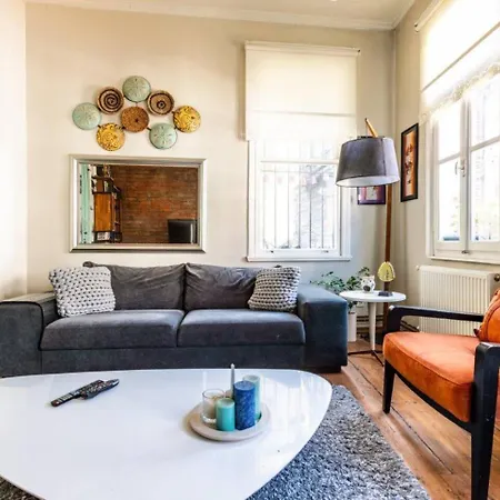 펜션 Charming Bright Rustic 2bd2bath Balat Pad! #349 *