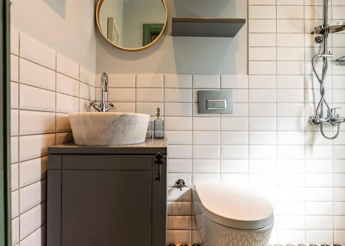 Charming Bright Rustic 2bd2bath Balat Pad! #349 Istanbul